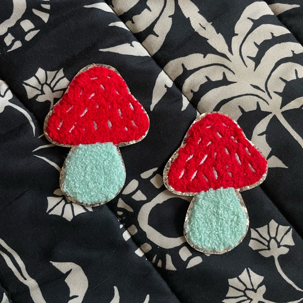 Mushroom iron on patches